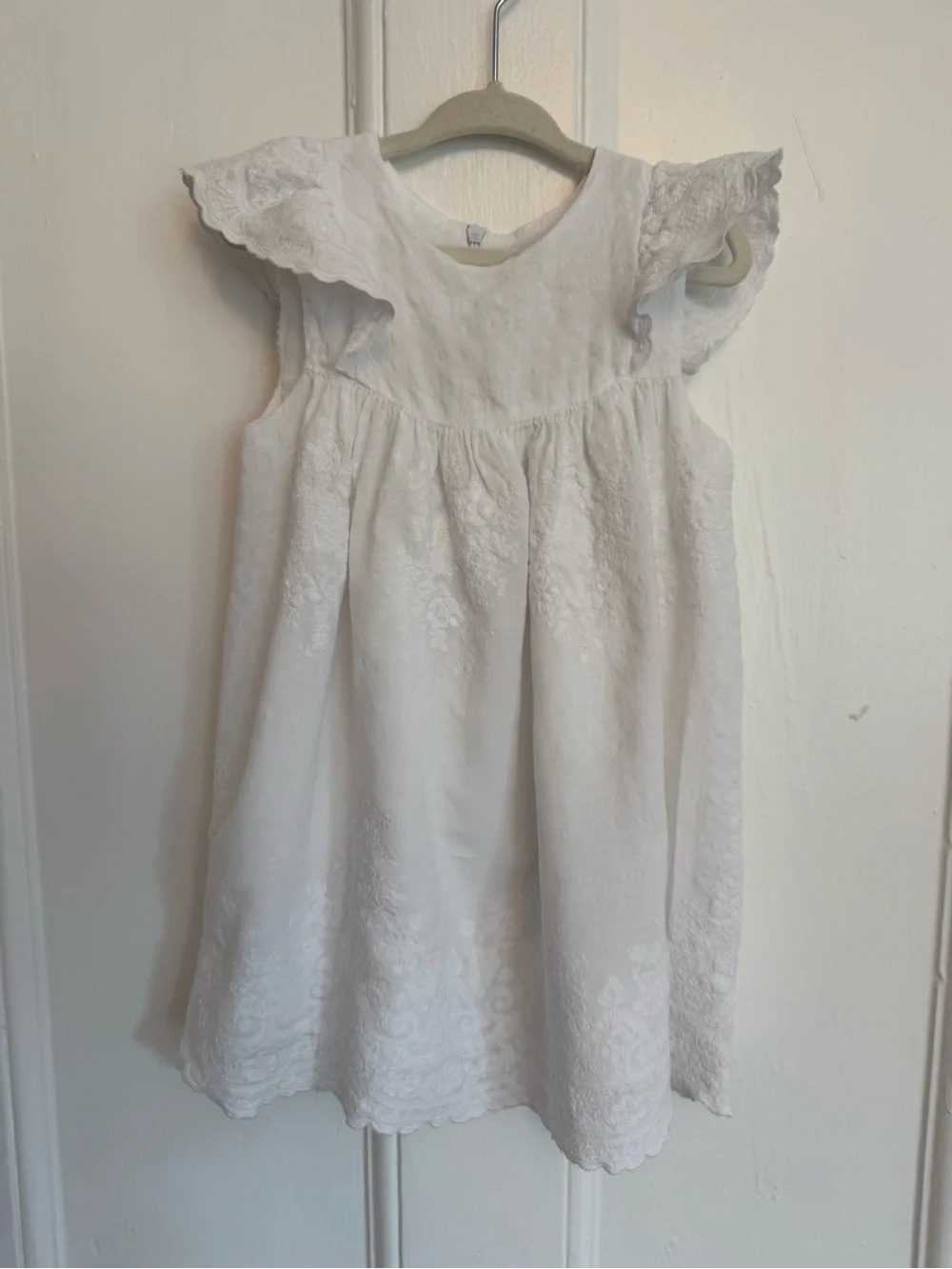 Tartine et Chocolat White Eyelet Flutter Dress
